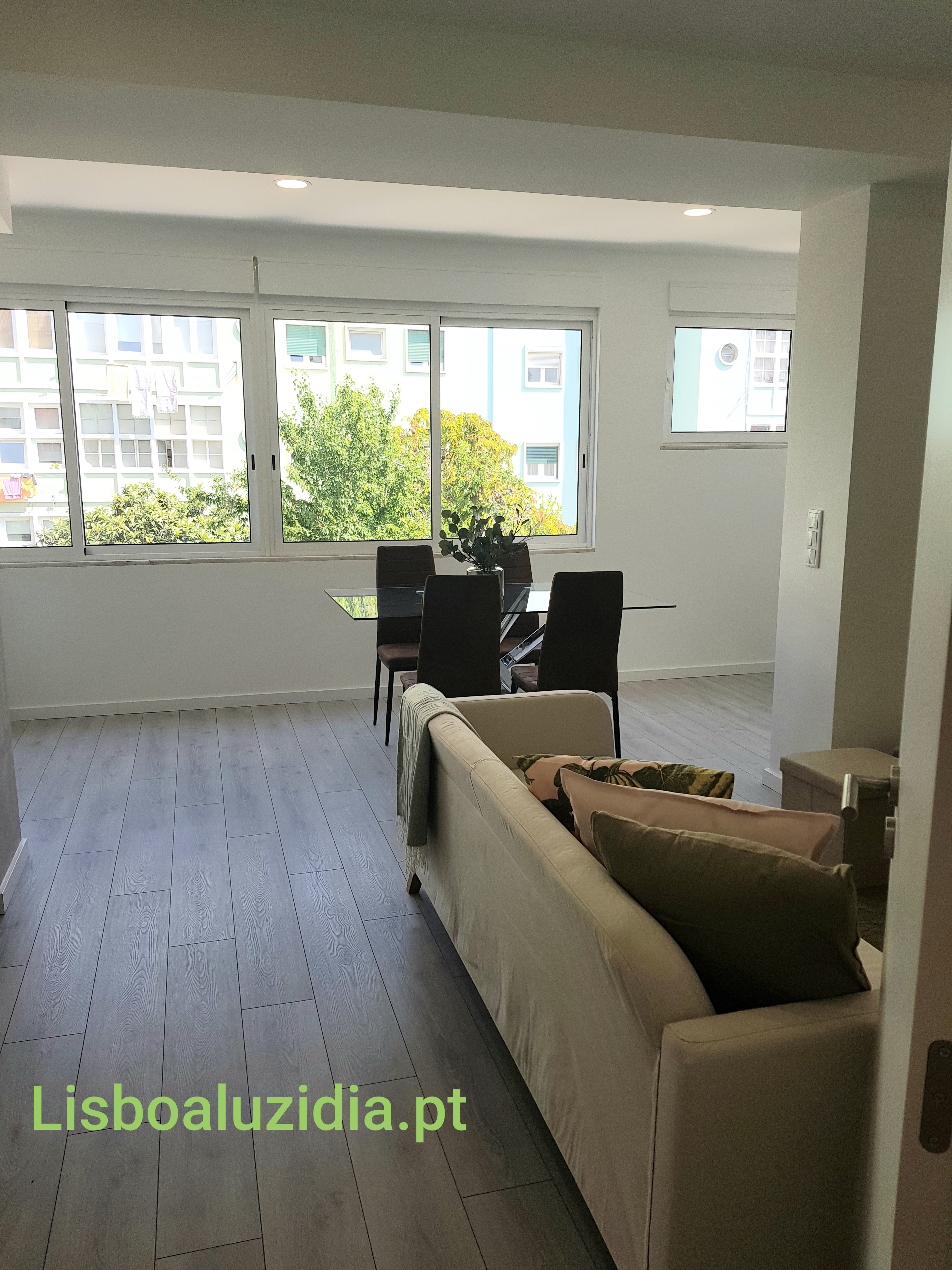 https://lisboaluzidia.pt/imovel/apartamento-venda-lisboa-alvalade_143